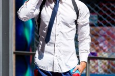 乐山泳拆男模(时髦泳拆男模)