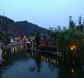乐山古北水镇攻略(古北水镇温泉攻略)
