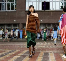 乐山广西民族大学兼职模特李琳(2022年即将升为公办的大学)