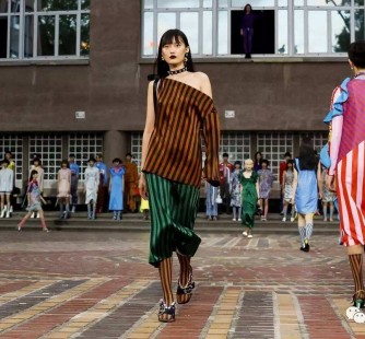 乐山广西民族大学兼职模特李琳(2022年即将升为公办的大学)