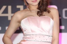 乐山包罗成人女星的词条