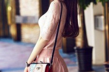 乐山中国女模特(上世纪80年代中国女模特)