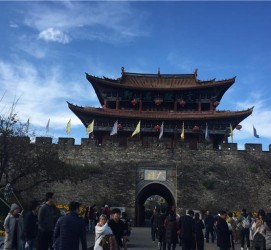 乐山昆明旅游攻略(昆明旅游攻略景点大全)