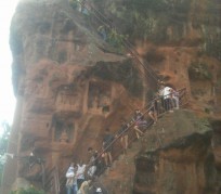 乐山旅游攻略(乐山旅游攻略自由行路线推荐)