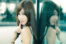 乐山上海绝色美眉兼职伴游(上海雇用高端伴游一天20万)