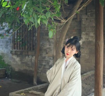 乐山中山汉服模特兼职(兼职汉服街拍模特是实的吗)