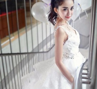 乐山女伴侣兼职婚纱模特(婚纱模特兼职是实的吗)