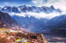 乐山旅游地点(旅游地点与地理关系)