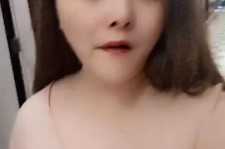 乐山美院系花兼职死商务模特(美院系花兼职商务模特第2部一边看球一边玩)