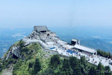 乐山湖南旅游攻略(武汉到湖南旅游攻略)