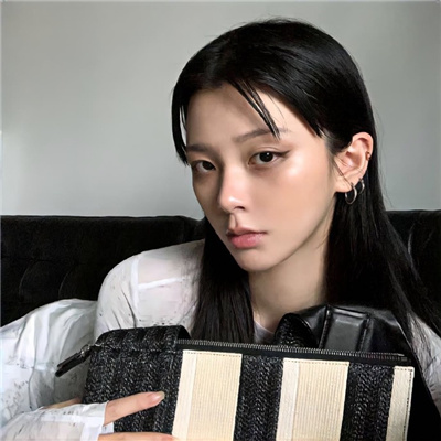 乐山在异乡碰到商务伴游谈心之旅是一件十分有意义的工作