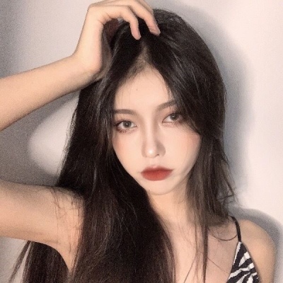 乐山伴游女生杨梦琪的资料