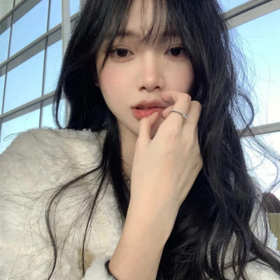 乐山伴游女生郭晓萱的资料