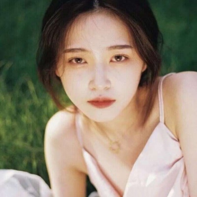 乐山伴游女生郑雨萱的资料