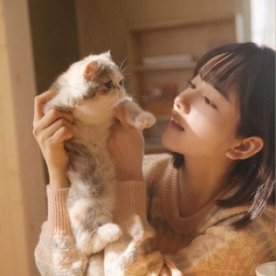 乐山伴游女生邓珊珊的资料