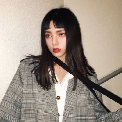乐山伴游女生王玉洁的资料