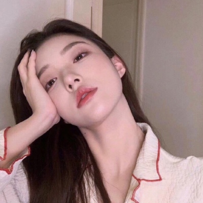 乐山伴游女生赵梦琪的资料