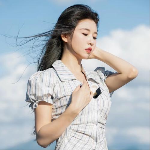 乐山伴游女生崔星海的资料