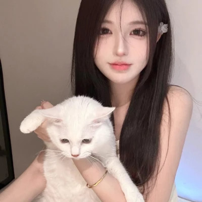 乐山伴游女生陈露晞的资料
