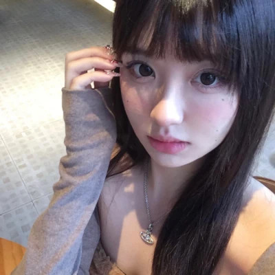 乐山伴游女生车简丽的资料