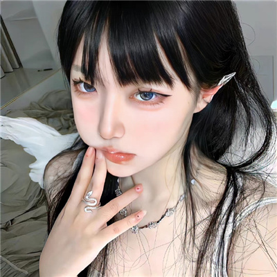 乐山伴游女生东方镜月的资料