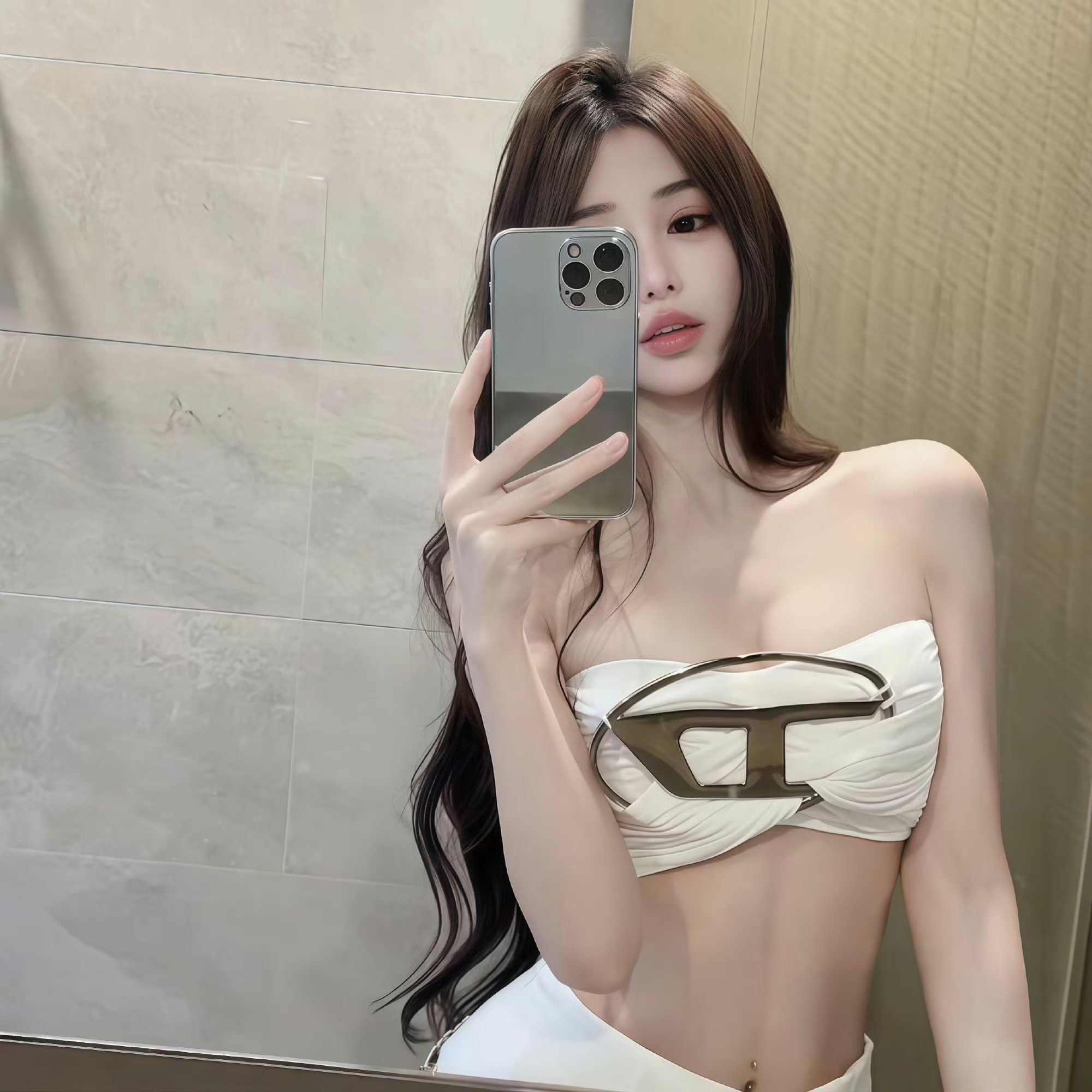 乐山伴游女生唐糖糖的资料