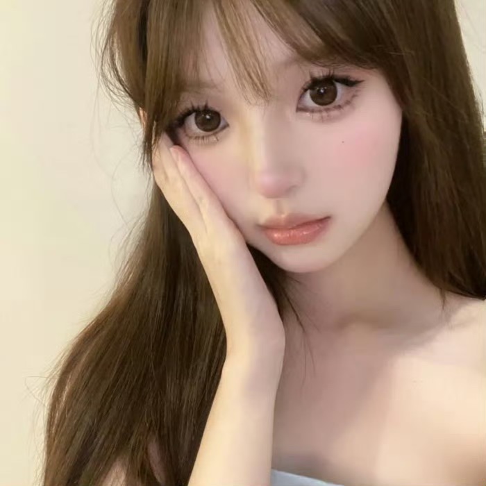 乐山伴游女生星晚的资料