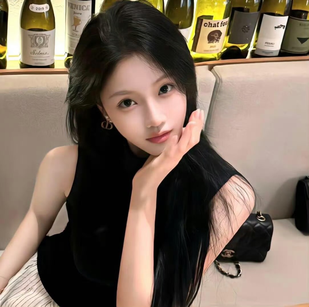 乐山伴游女生阚梦蕊的资料