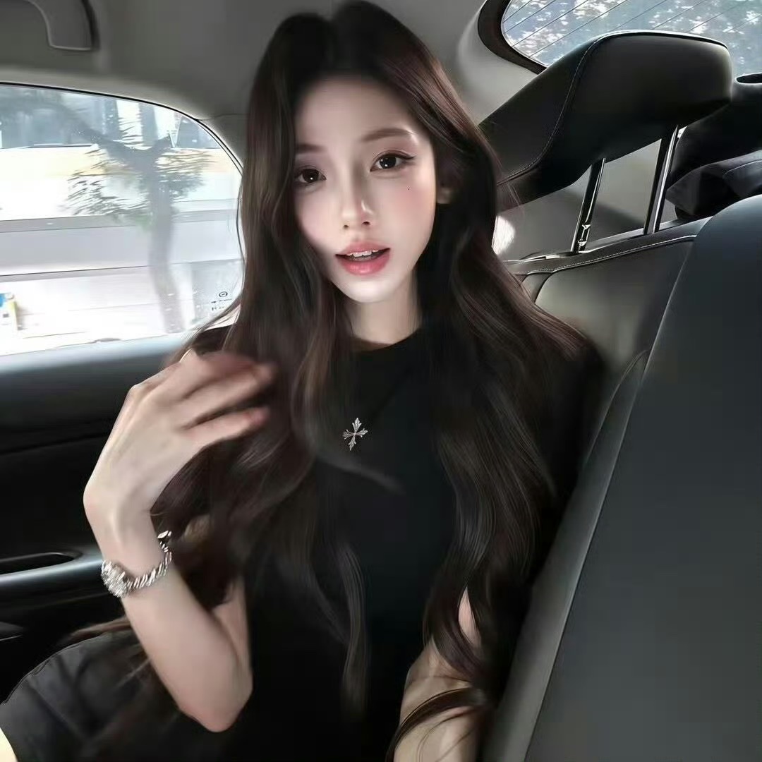 乐山伴游女生雪儿的资料