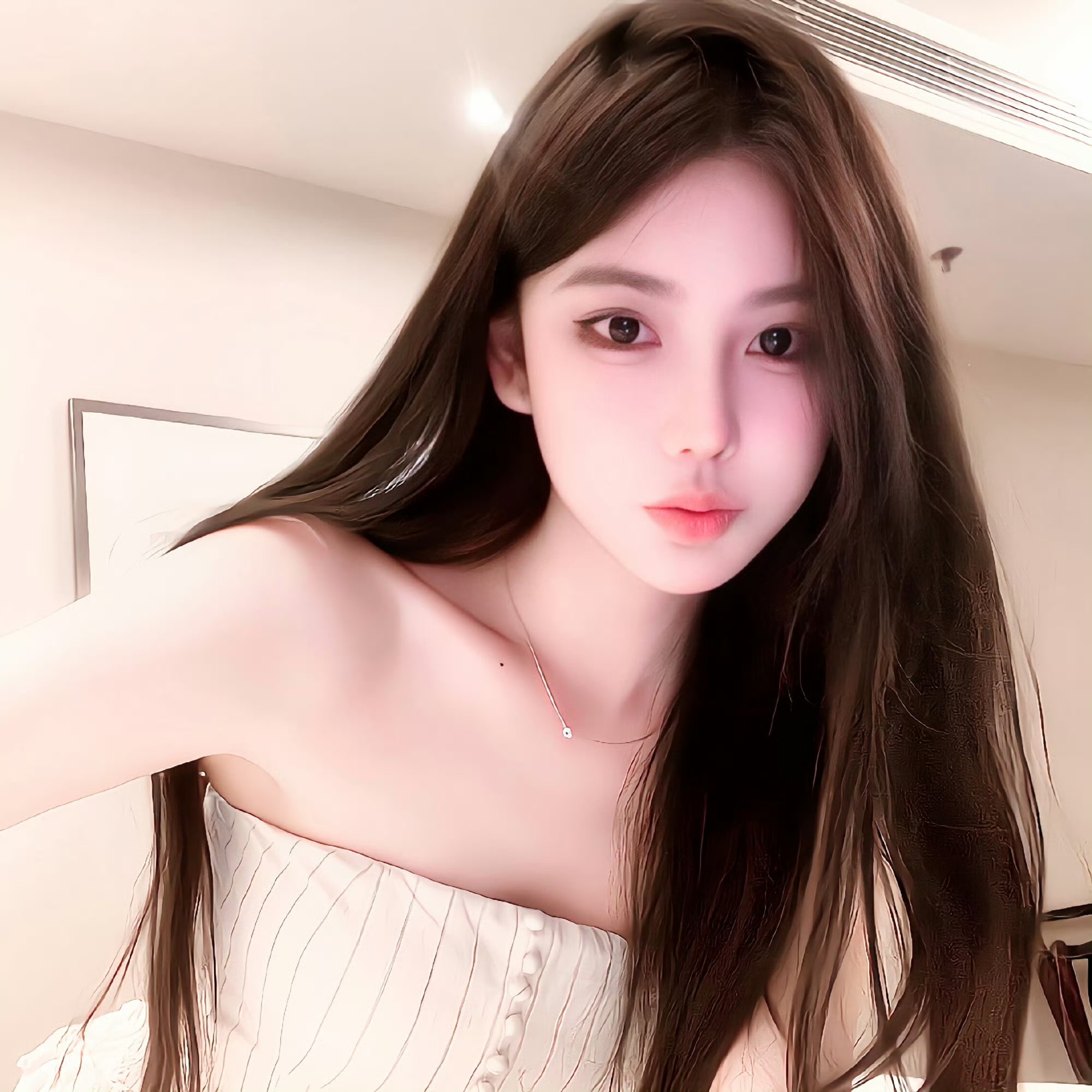 乐山伴游女生苏见星的资料