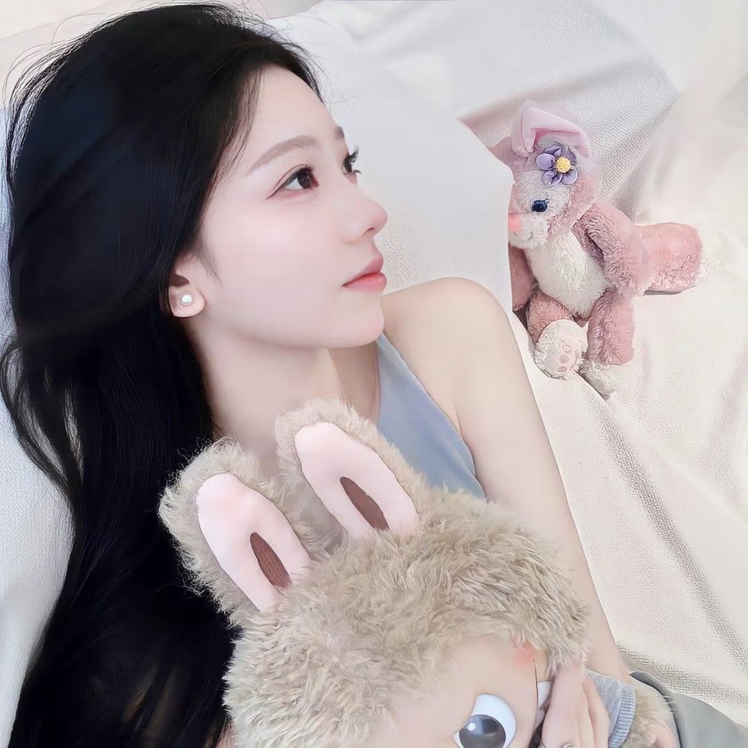 乐山伴游女生林雾眠的资料