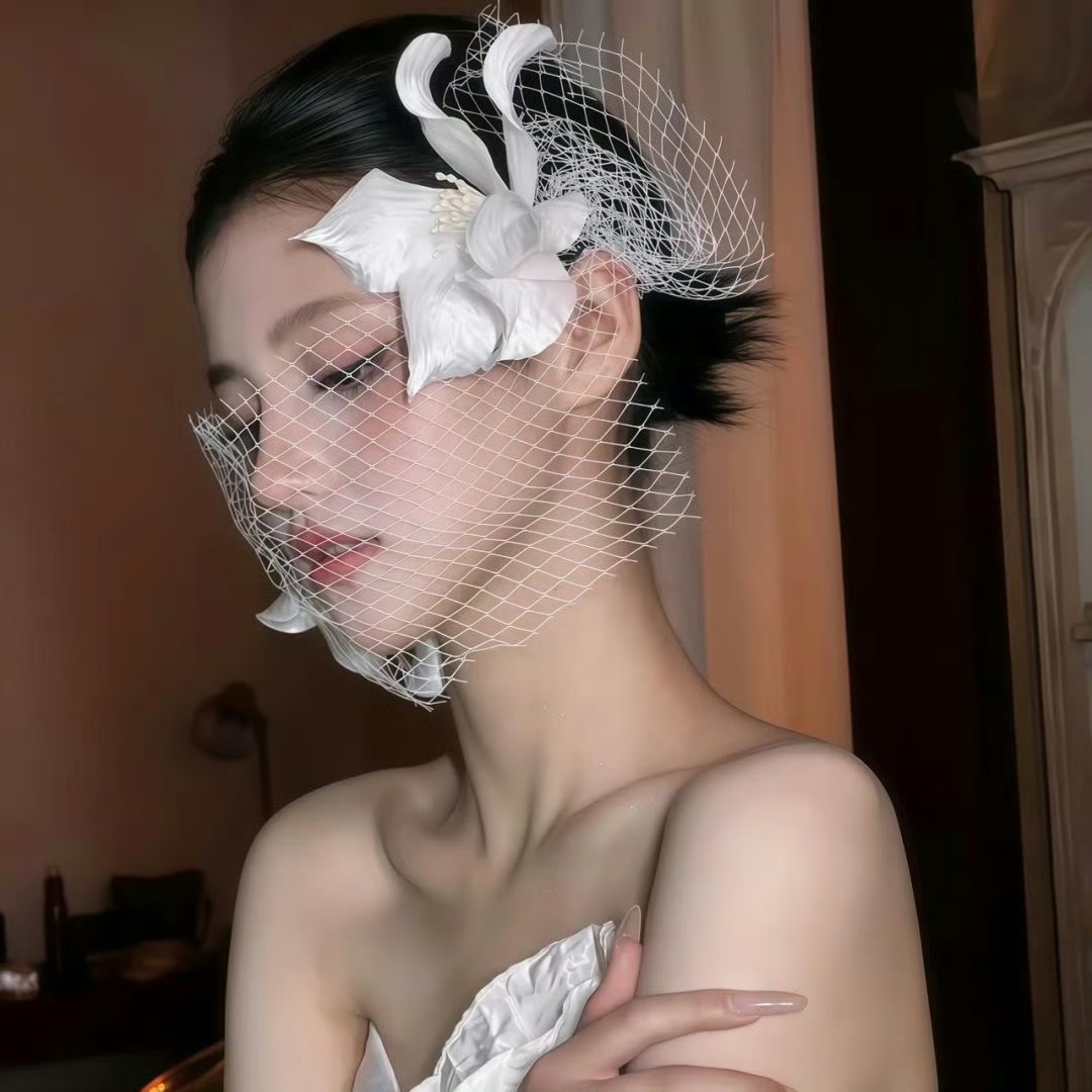 乐山伴游女生唐雅柔的资料