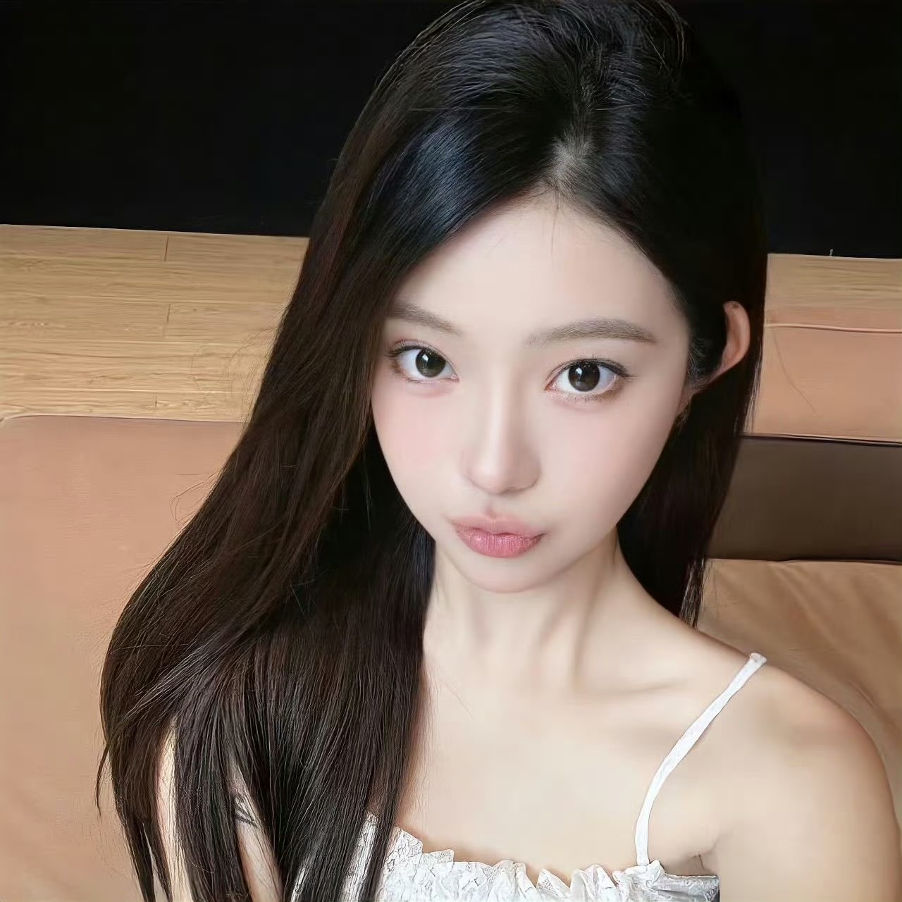 乐山伴游女生Olivia Wang的资料