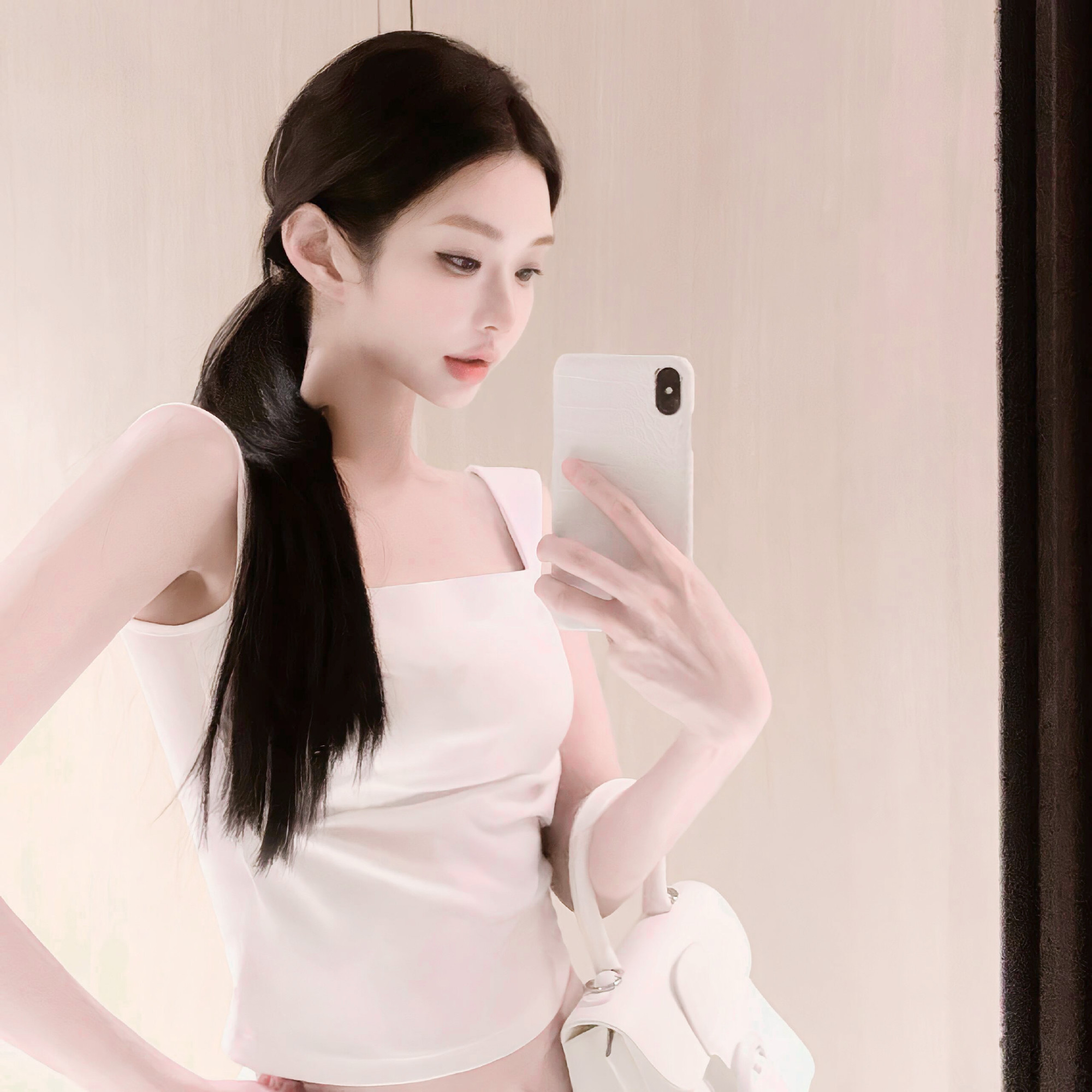 乐山伴游女生 | 朱雅雯的资料