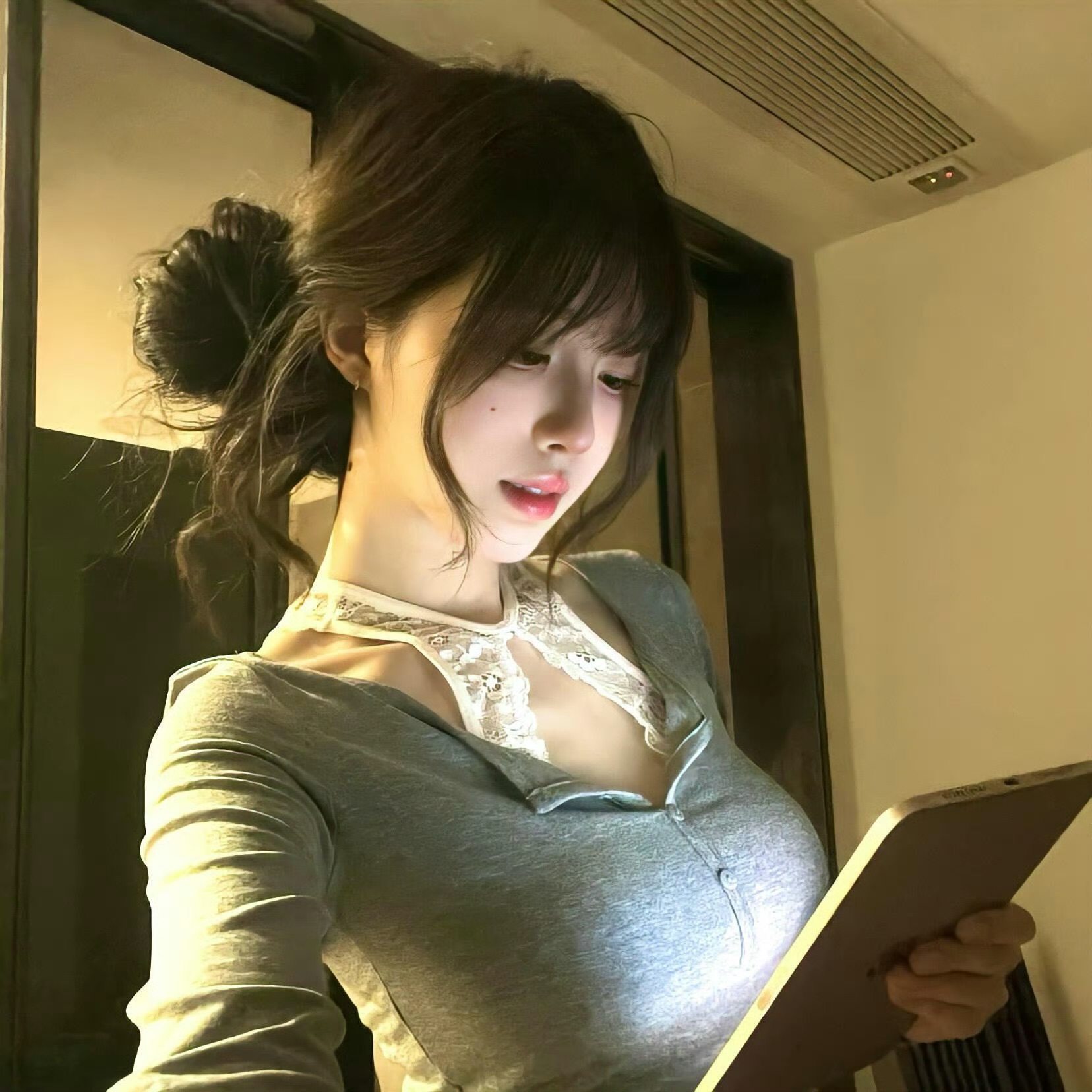 乐山伴游女生 | 索菲亚·王 (Sophia Wang)的资料