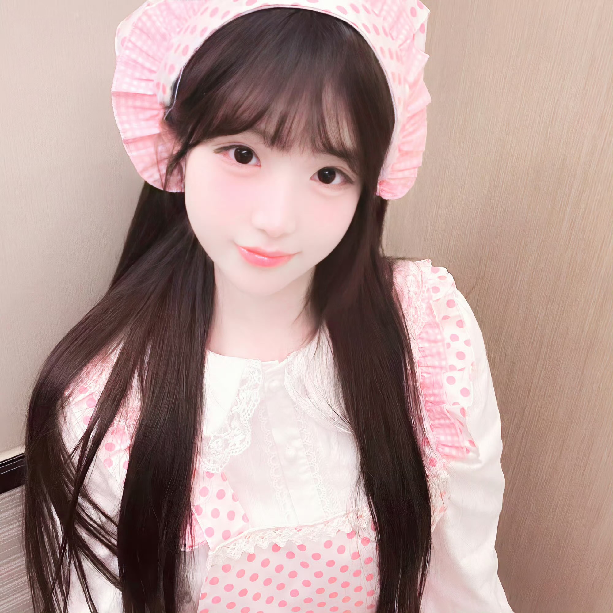 乐山伴游女生 | Livia的资料