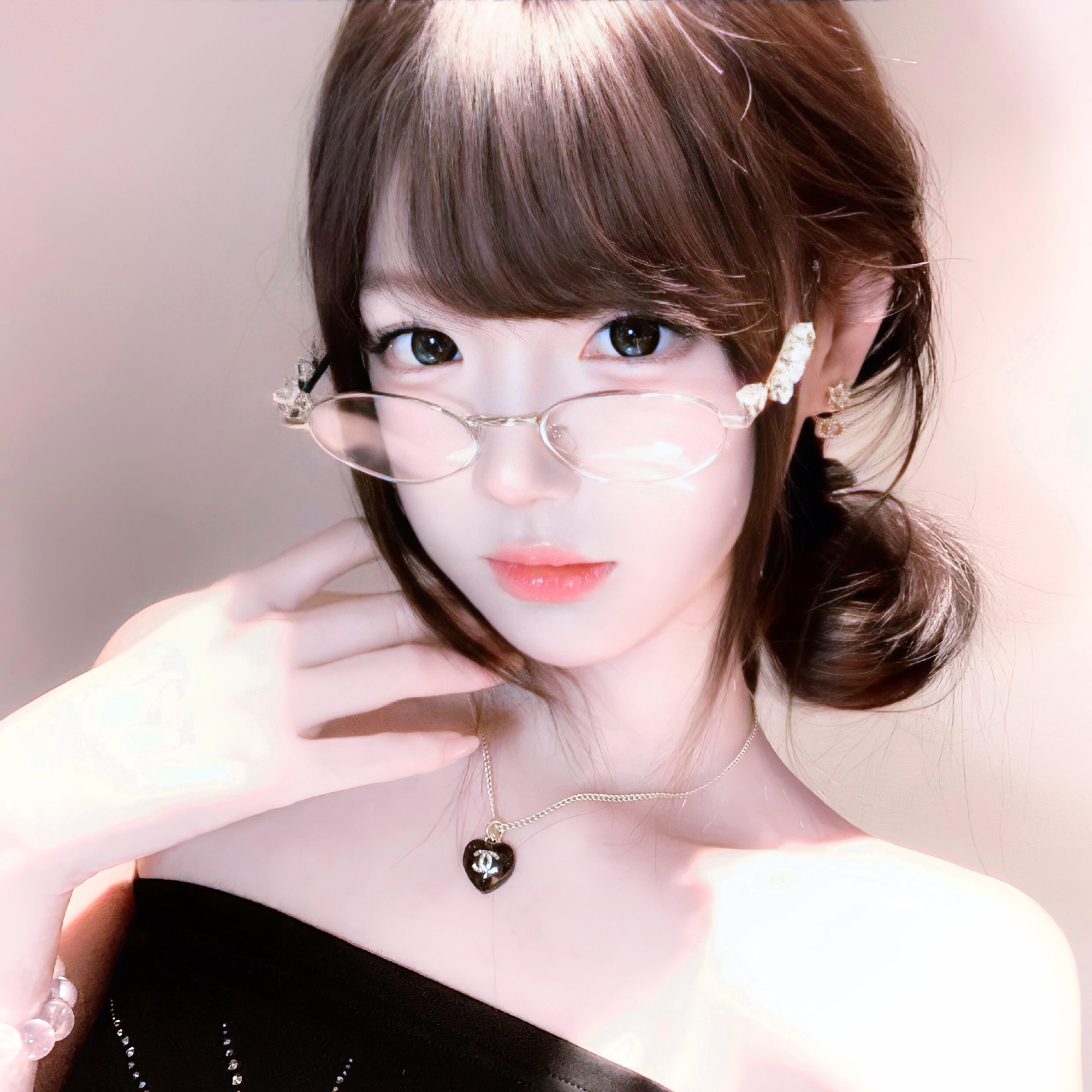 乐山伴游女生 | 小鱼儿的资料